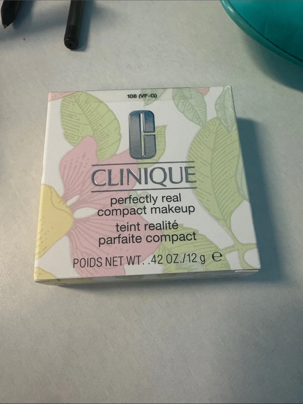 Clinique perfectly real compact makeup. 2, 3, 4 -discontinued